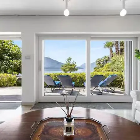 Villa, Relax Parking Wifi * Gera Lario