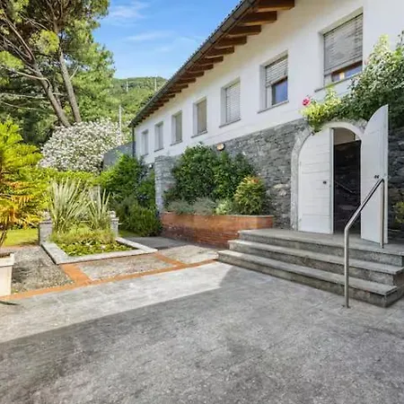Villa, Relax Parking Wifi Gera Lario
